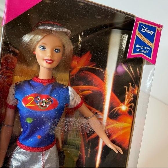 NWT Walt Disney World Barbie Doll 2000 Bring Home The Magic Limited Edition Doll - Picture 2 of 4